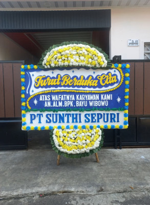 Papan Bunga Duka di Kalidengen
